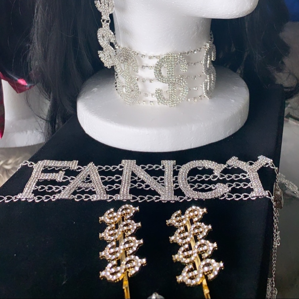 FANCY Rhinstone Necklace - Picture 2 of 3
